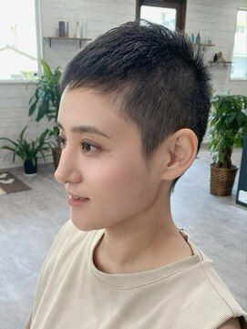 アッドヘアー(Add hair) ベリーショート/刈り上げ/モード/イメチェン/大人女子
