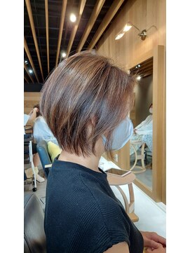 キレイコムデュース(Deuce) ショートボブ