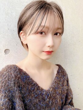 ラフ 新宿(Laff) 新宿 大人可愛い 20代30代40代 丸みショート 耳掛けショートボブ