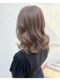 【打越】ミディアム×ベージュ