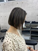 イキ 表参道(iki omotesando)&nbsp;モード/無造作ウェーブ/大人ガーリー[表参道駅]