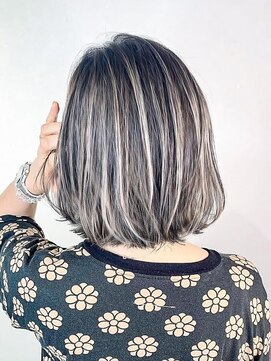 ヴィムヘアー 泡瀬店(VIM hair) 大人可愛いラベンダーアッシュ耳掛け小顔マッシュショートボブ