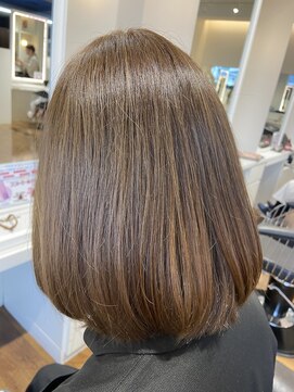 ノア(noix) ベージュカラー