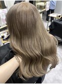 ダブルカラーミルクティーベージュレイヤーカット韓国ヘア
