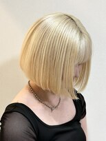 コル サッポロ(col sapporo)&nbsp;光り輝くブロンドボブ