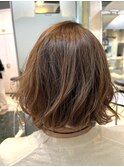 チョコレートブラウン、大人ボブ