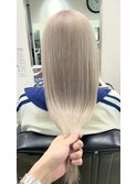 ホワイトベージュ