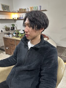 シラス(SiLasu) ツイストスパイラルパーマ×7:3パート