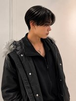 トリッカ 代官山(tricca)&nbsp;韓国風センターパート/マッシュショート/黒髪