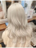 エコー フルール(ecco fleur) ブリーチで叶えるホワイトblonde
