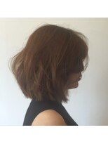 カタチヘアー(HAIR) 。。。。。。すなお。。。きれい。。。ボブのカタチ。。。。。