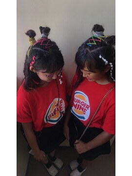 ルームヘアデザイン(Room HAIRDESIGN) ニコイチ・サンコイチ仲良しヘア