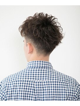 ネクサスアンドコー 錦糸町店(NEXUS&Co.) ２ブロック×ショートパーマ　[錦糸町]<理容室>[Men's]