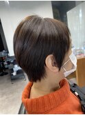 大人かわいい_絶壁解消ショート_明るめの白髪染め