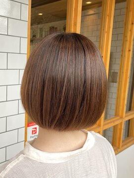 ノエル(noele) ストレートボブ