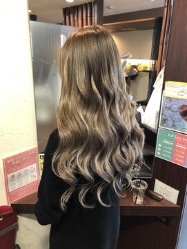 レヴェリー(REVERIE) #プルエクステ#ハイライト#グレージュ