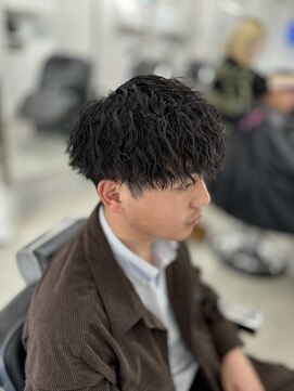 ラヴィズム 名駅店(LUVISM) 名古屋/メンズカット/メンズパーマ/ツイスパ/マッシュ