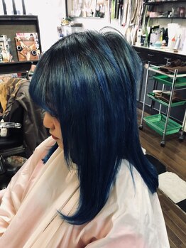 ヘアーメイク エイトボール(HAIR MAKE EIGHT BALL)の写真/カラーリングの技術力◎しっかりカウンセリングを行い、自分のなりたい理想のスタイルへと導きます♪