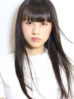 ティア ヘアデザイン(Theia hair design)の写真/髪質改善トリートメントで髪本来の美しさを取り戻します。カラーやパーマの持ちも良くキレイなスタイルへ。