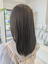 ロエネ(LOENE) ［佐々木］オリーブグレージュ×ナチュラルレイヤー