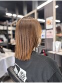 30代、ストンとまとまるナチュラルストレート