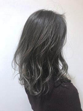 レア(l'ea) グレージュ