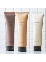 バイカルテのラインナップご紹介！【serum treatment】髪の内外を補修し、理想的な質感を持続させます♪