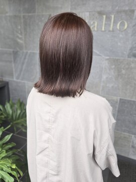 メゾン アヴァロ(Maison Avallo) 秋カラーのロブヘア