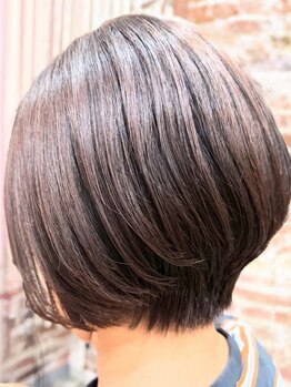 ルノ(Luno)の写真/「私に似合う」が見つかる骨格補正カットで品格×潤艶大人ショートへ◎マンツーマン施術でセットまで提案♪