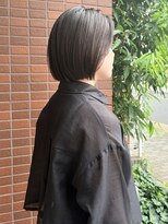 ヒントステーション(HINTSTATION)&nbsp;〈浅草美容室〉アゴラインボブ流し前髪ストレート