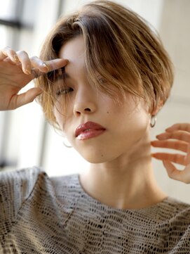 アビエクレール 河内花園(abije claire) 長め前髪のショート★20代30代50代 髪質改善