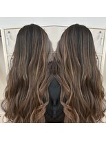 グランルッソ 岡山駅前(GRAN LUSSO)&nbsp;岡山バレイヤージュ　アッシュベージュ