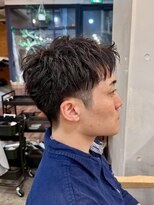 ファルベ(Farbe) ・スパイキーショートブルーブラックフェザーパーマサーフカール