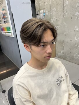 グレージュショート