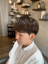 トニコ(toniko)&nbsp;束感マッシュショート×ツーブロック×刈り上げ