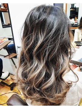 イル ヘアー 海老名(iru hair) キャラメルベージュカラー