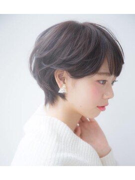 エマ ギンザ(EMMA GINZA) バックシルエットにこだわりショートヘア2020 EMMA