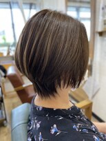 ハレ(HALE)&nbsp;大人女性のキレイ系ショート