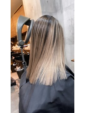 ラフ(LAFF) #黒髪#ボブルフ#ネビージュ#小顔#ワンレン