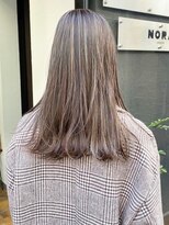 ノラ ウメダ(NORA UMEDA)&nbsp;【NORA UMEDA 高木】ダークグレージュホワイトハイライト