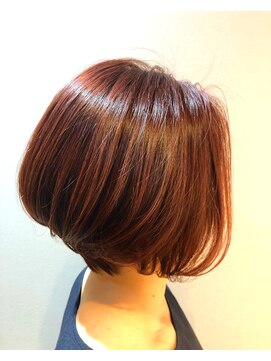 アトリア コースト 横浜(Atria Coast) 【10代20代30代40代】ナチュラルショートｘイルミナカラー