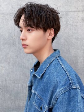 ハニーシブヤ(HONEY shibuya) センターパートショート/波巻きツイストスパイラルパーマ２