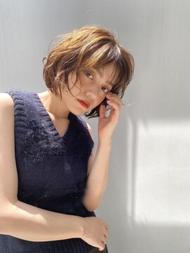 ネオリーブエム(Neolive em;) 【 ボブ×ゆるパーマ 】