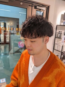 コワファーストナガサキシャンプーボーイ(COIFF1RST NAGASAKI SHAMPOO BOY) ショートマッシュ×波巻きスパイラルパーマ