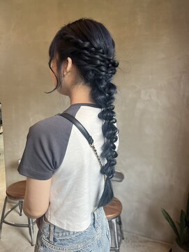 イキプラスディードットログ 大和八木駅前店(ikii+D.Log) カジュアルアレンジ