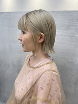 アコーズ ヘア トクシゲ(accord s hair Tokushige)&nbsp;ぷつっとボブ/シルバーホワイトカラー