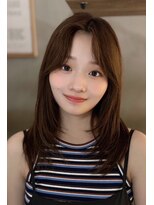 メゾンドムニ 恵比寿(Maison de MUNi)&nbsp;小顔カット/前髪なし/レイヤーカット/ナチュラルブラウン/恵比寿