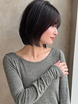 アフロート ルヴア(AFLOAT RUVUA) みね.長めショートボブで顔周り安心!30代40代50代新宿丸顔面長
