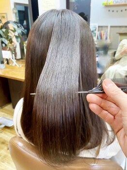 美容室 笑顔の写真/どんな髪のお悩みにもアプローチ☆髪質改善に特化したプロが、1人ひとりに合う施術を行います!