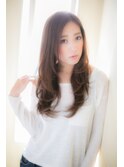 カールで織りなす 《コケティッシュロング》